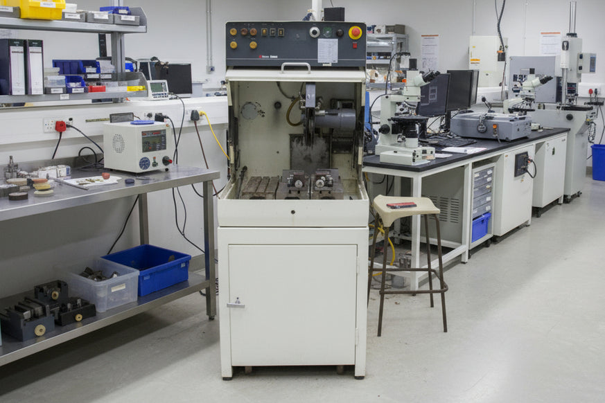 Struers Exotom - Automatic Abrasive Cutter