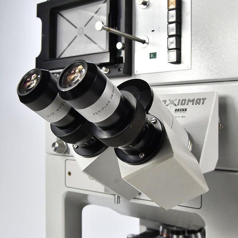 Zeiss AxioMat Microscope
